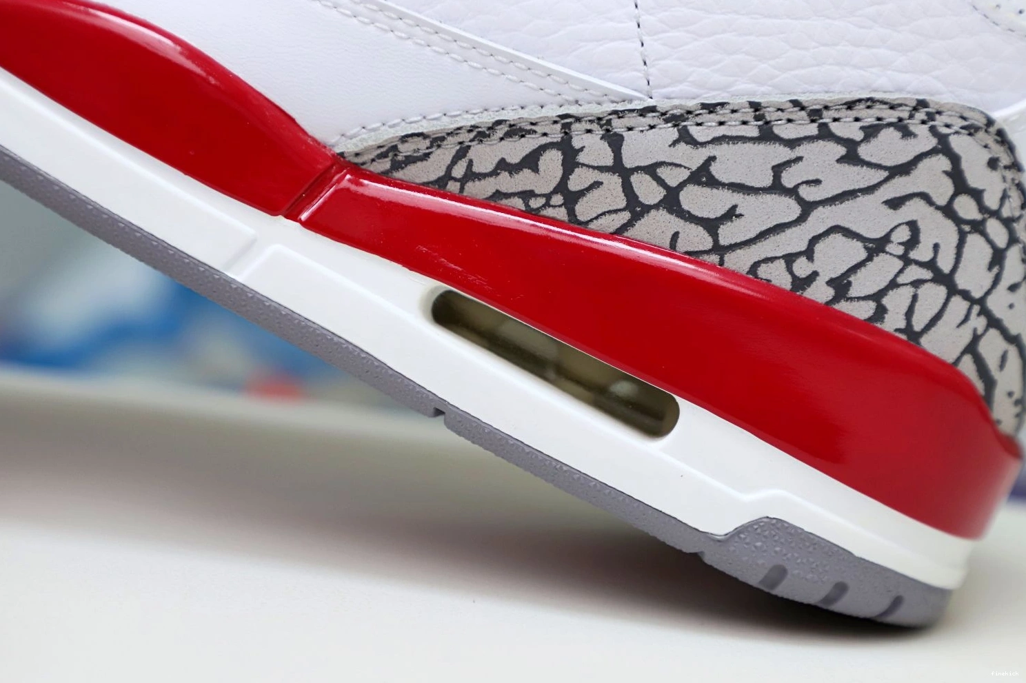 Red(CT8532-126） Cardinal  Air Retro 3 Jordan 1209